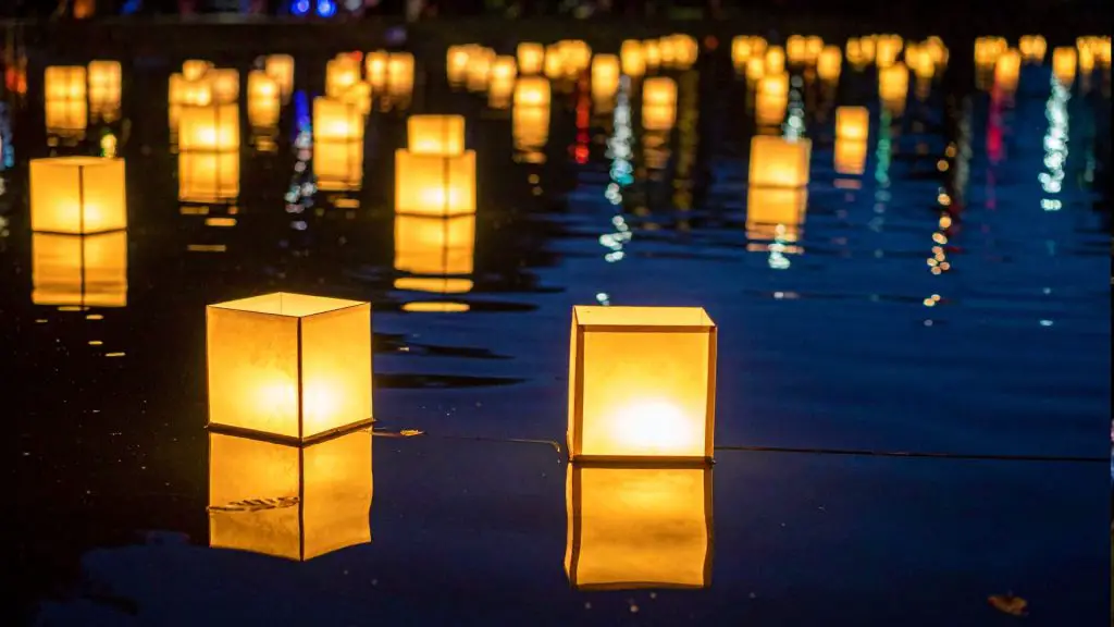 water lantern festival Wisconsin