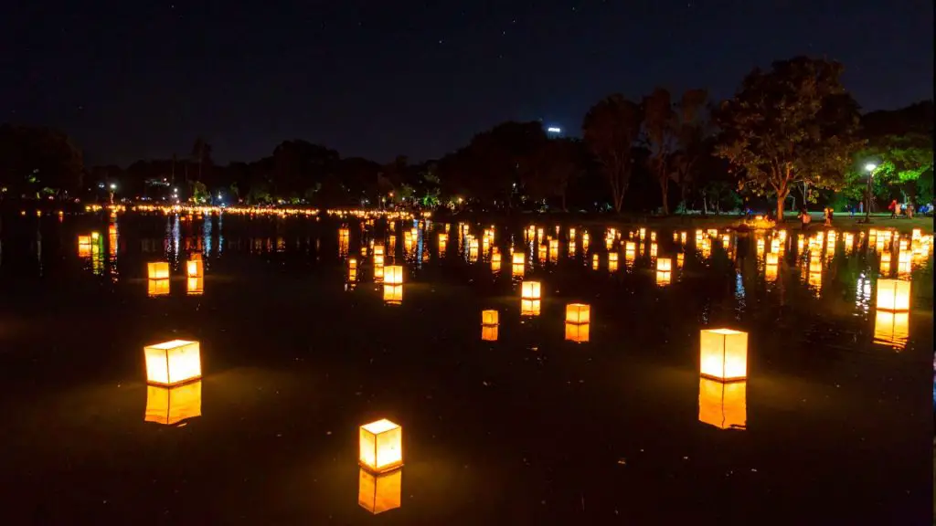 water lantern festival Minnesota